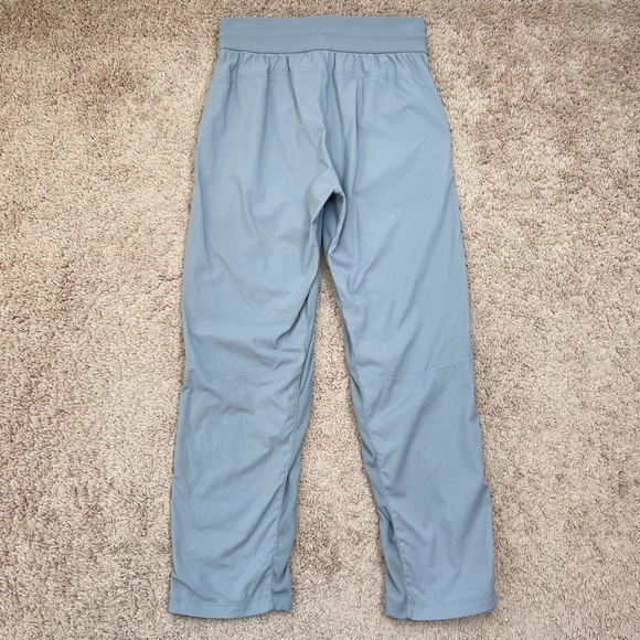 Lululemon 2021 Beyond the Studio Crop Pants in 
Rhino Grey Size 4 Style W6BJBS - Picture 6 of 16